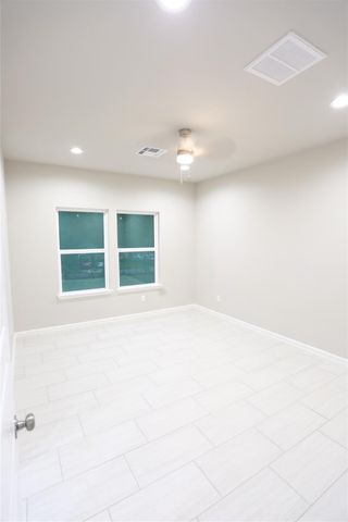 509 Avenue I A, Conroe, TX 77301