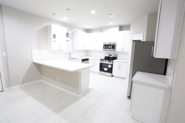 509 Avenue I A, Conroe, TX 77301