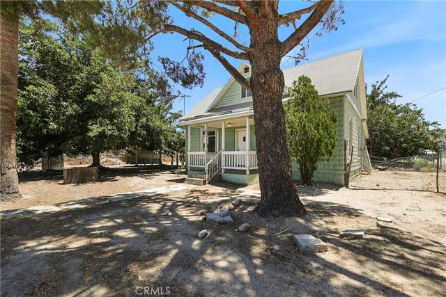 7812 Pearblossom, Littlerock, CA 93543