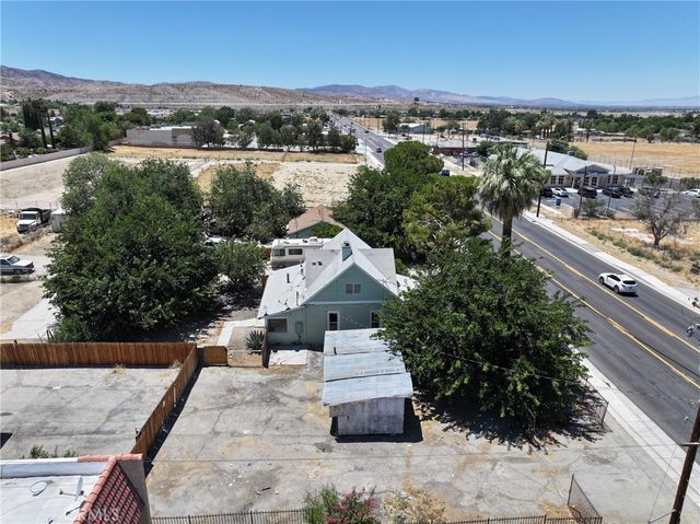7812 Pearblossom, Littlerock, CA 93543