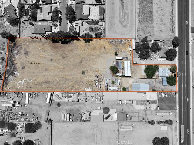 7812 Pearblossom, Littlerock, CA 93543
