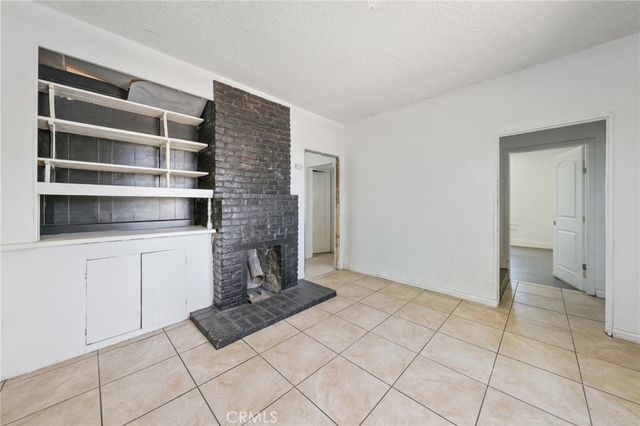 7812 Pearblossom, Littlerock, CA 93543