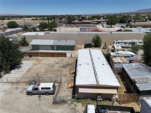 7812 Pearblossom, Littlerock, CA 93543