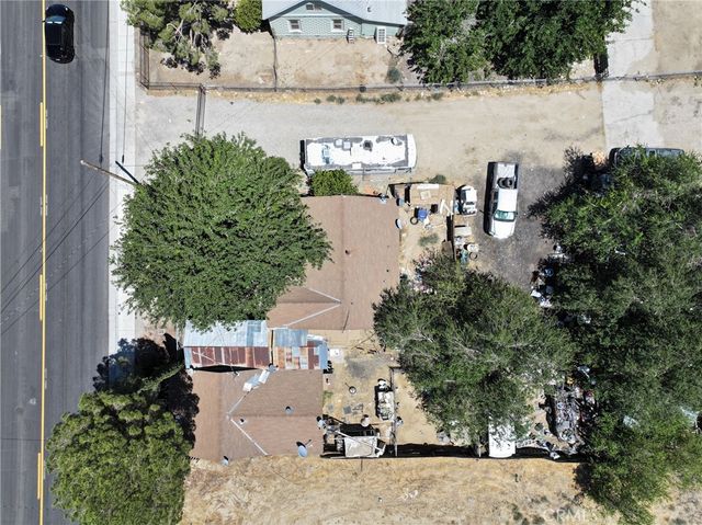 7812 Pearblossom, Littlerock, CA 93543