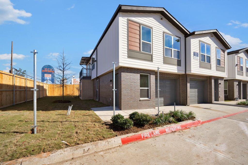 10030 Garland Road 2302, Dallas, TX 75218