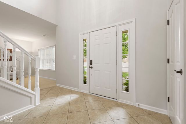 1107 Sugar Maple, Greenwood, IN 46143