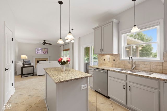 1107 Sugar Maple, Greenwood, IN 46143