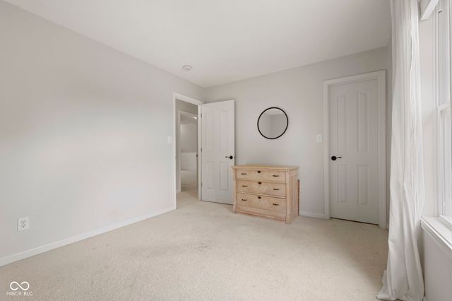 1107 Sugar Maple, Greenwood, IN 46143