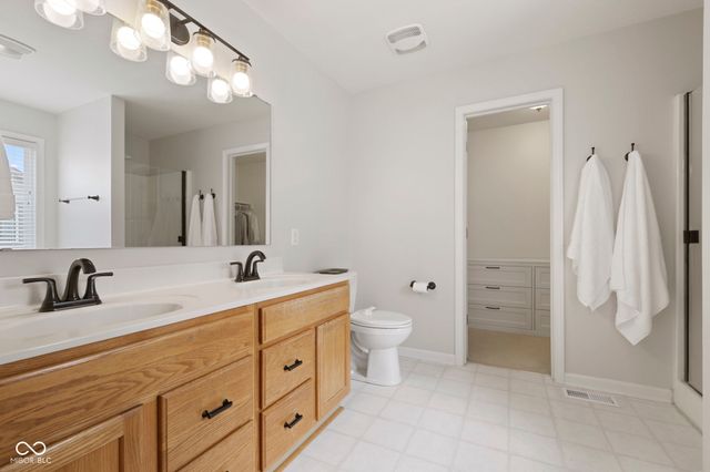 1107 Sugar Maple, Greenwood, IN 46143