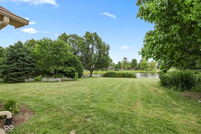 1107 Sugar Maple, Greenwood, IN 46143