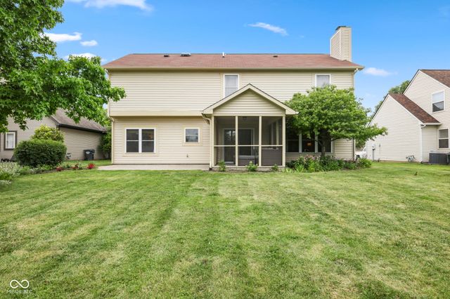 1107 Sugar Maple, Greenwood, IN 46143