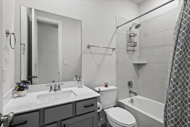 1812 David Ezra ST, Leander, TX 78641