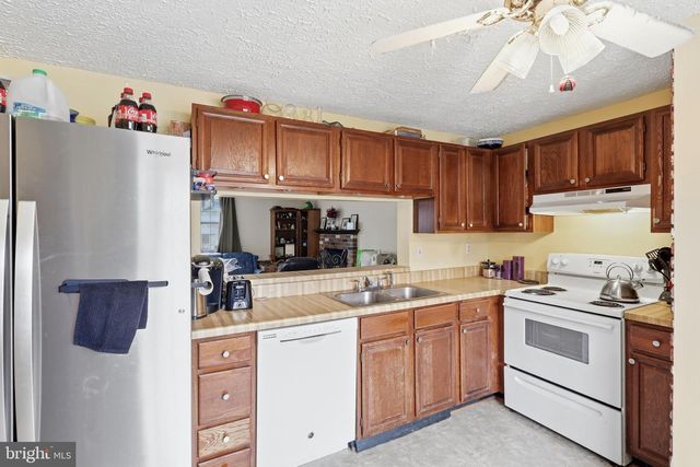 100 SARATOGA PL, Walkersville, MD 21793