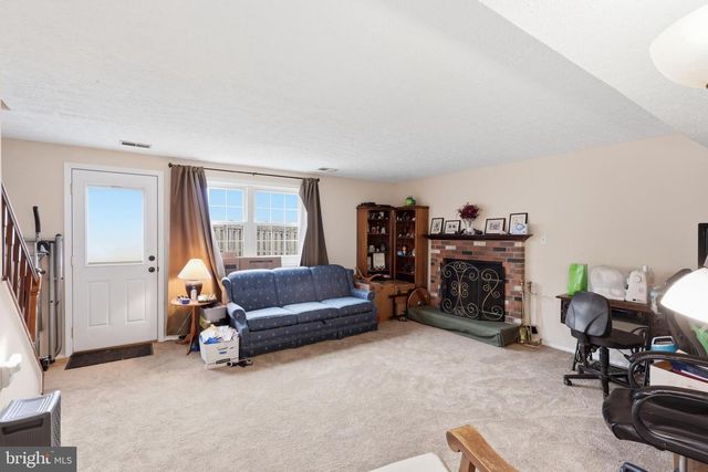 100 SARATOGA PL, Walkersville, MD 21793