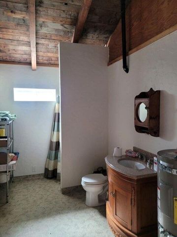 2517 Loop Road, Fortuna, CA 95540