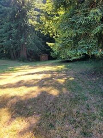 2517 Loop Road, Fortuna, CA 95540