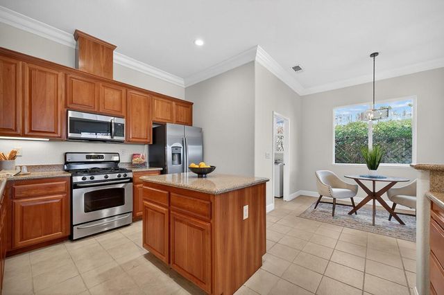 3237 Four Seasons Dr, El Dorado Hills, CA 95762