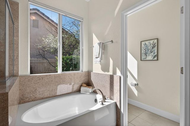 3237 Four Seasons Dr, El Dorado Hills, CA 95762