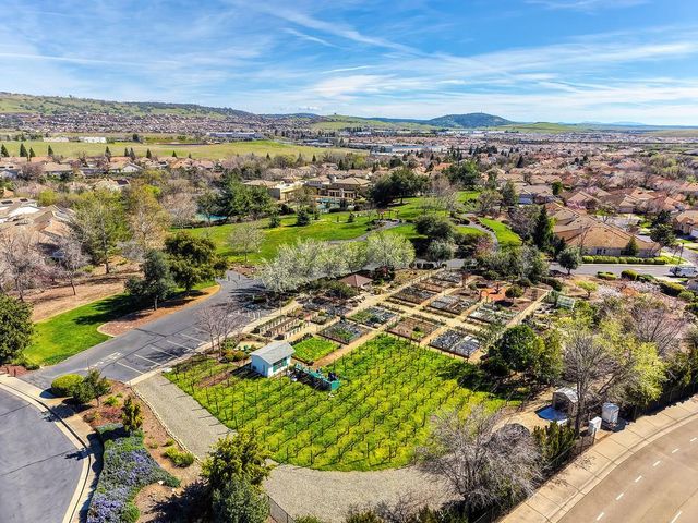 3237 Four Seasons Dr, El Dorado Hills, CA 95762