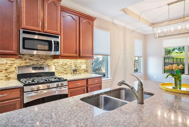 4684 SOUTHERN VALLEY LOOP, Brooksville, FL 34601