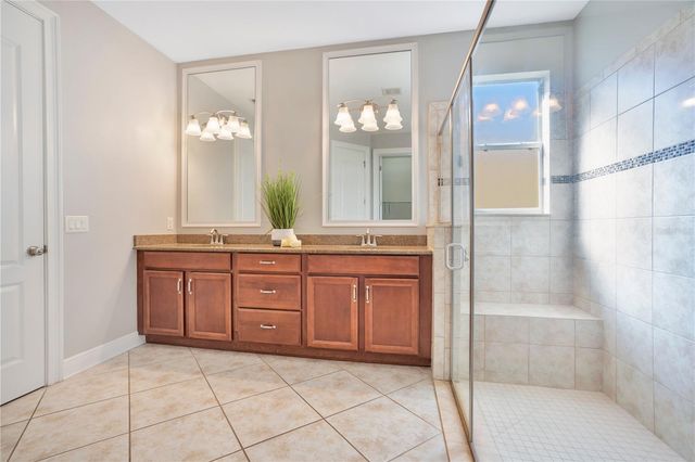 4684 SOUTHERN VALLEY LOOP, Brooksville, FL 34601