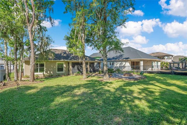 4684 SOUTHERN VALLEY LOOP, Brooksville, FL 34601