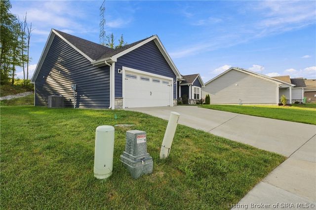 7018 Hollkamp Way, Sellersburg, IN 47172