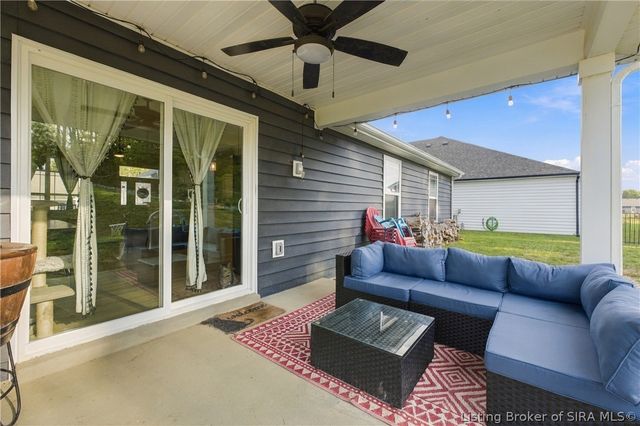 7018 Hollkamp Way, Sellersburg, IN 47172