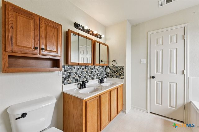 2204 Mikulec Drive, Killeen, TX 76542