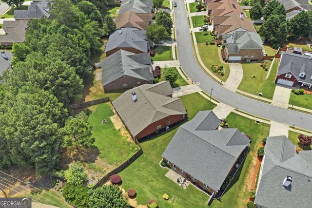 1229 Simonton Glen Way, Lawrenceville, GA 30045