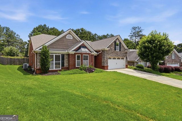 1229 Simonton Glen Way, Lawrenceville, GA 30045