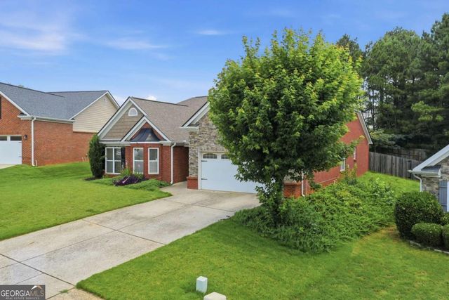 1229 Simonton Glen Way, Lawrenceville, GA 30045