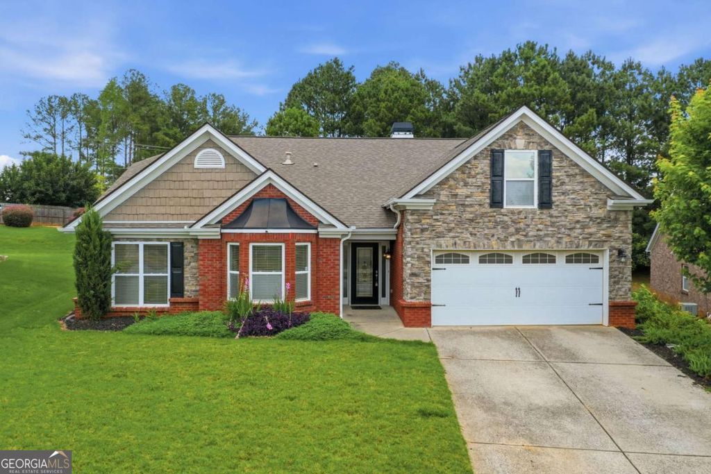 1229 Simonton Glen Way, Lawrenceville, GA 30045