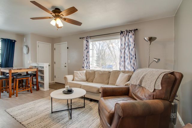 1305 12th Street S, Moorhead, MN 56560