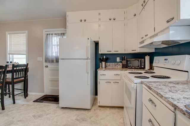 1305 12th Street S, Moorhead, MN 56560