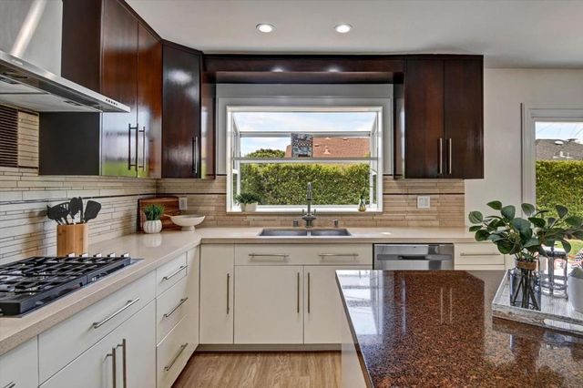 679 Harrow Avenue, San Mateo, CA 94402