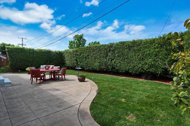 679 Harrow Avenue, San Mateo, CA 94402