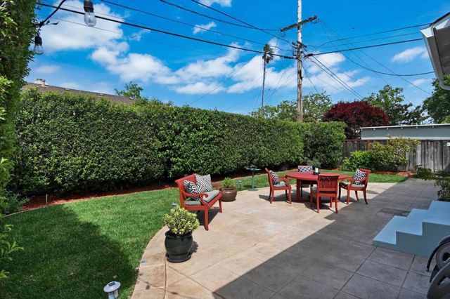 679 Harrow Avenue, San Mateo, CA 94402