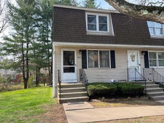 269 Oakland Street APT H, Manchester, CT 06042