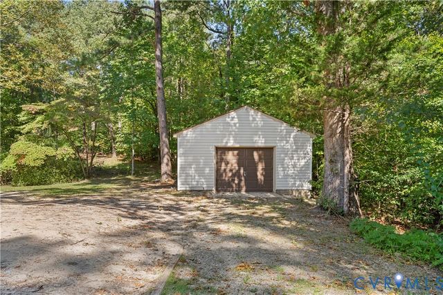 11152 Wychwood Dr, Mechanicsville, VA 23116