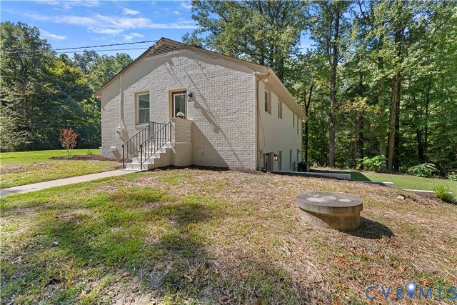 11152 Wychwood Dr, Mechanicsville, VA 23116