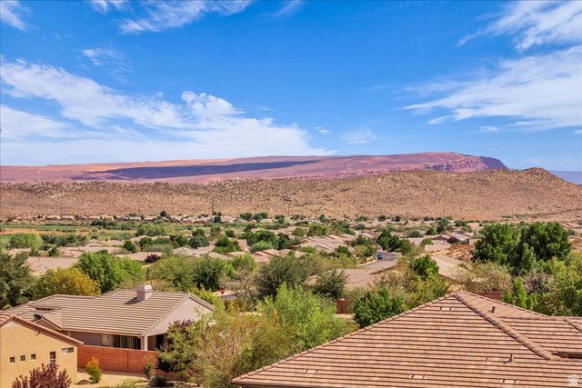 2914 E CHAPMAN CIR, Washington, UT 84780