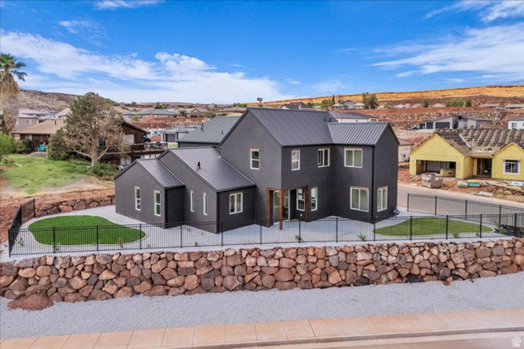 2914 E CHAPMAN CIR, Washington, UT 84780