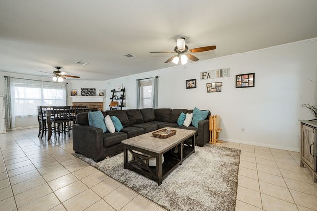 7116 Kickapoo Drive, Fort Worth, TX 76179