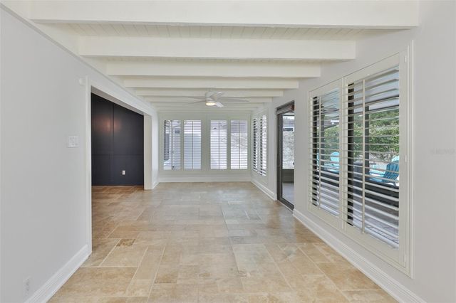 14651 VILLAGE GLEN CIRCLE, Tampa, FL 33618
