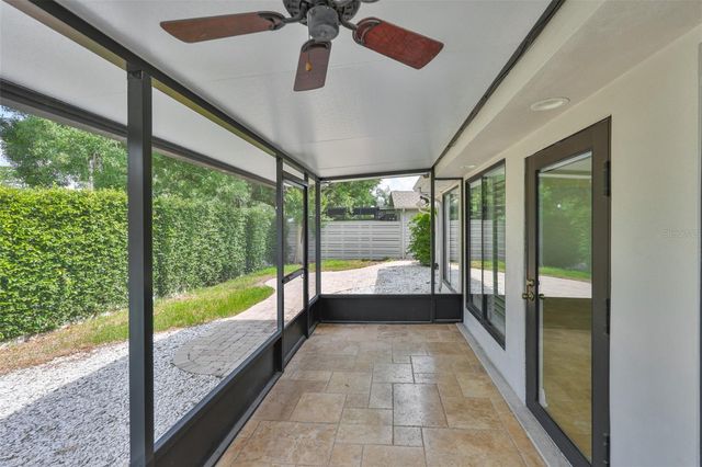 14651 VILLAGE GLEN CIRCLE, Tampa, FL 33618