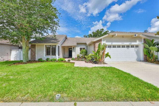14651 VILLAGE GLEN CIRCLE, Tampa, FL 33618