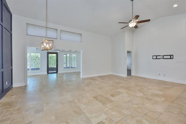 14651 VILLAGE GLEN CIRCLE, Tampa, FL 33618