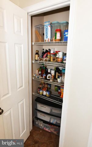 128 DOGWOOD DR, Cross Junction, VA 22625