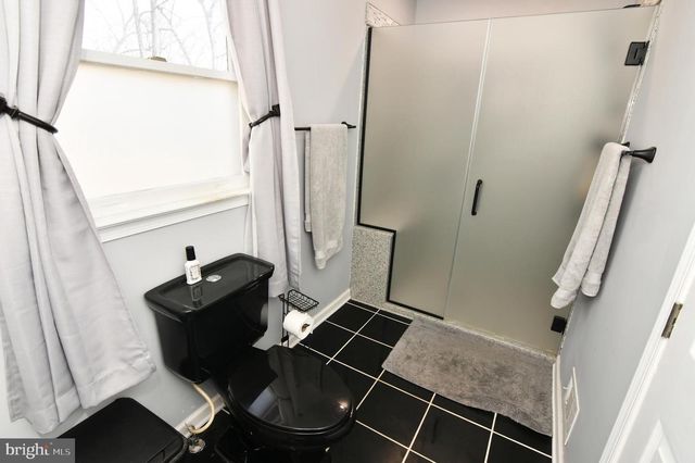 128 DOGWOOD DR, Cross Junction, VA 22625